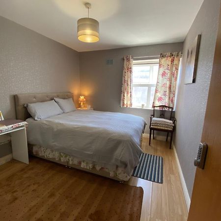 Utopia Retreat - Enchanted Room In Central Dublin Buitenkant foto