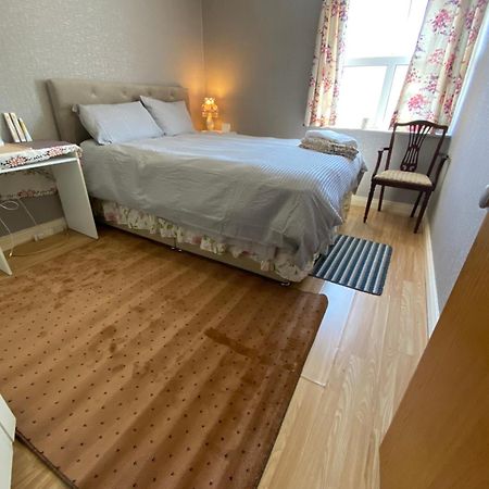 Utopia Retreat - Enchanted Room In Central Dublin Buitenkant foto